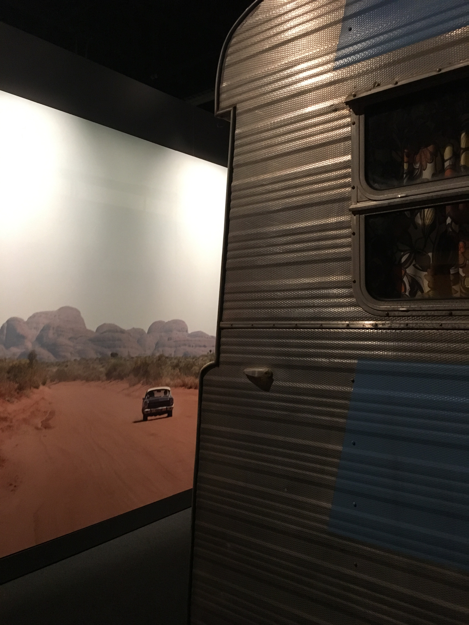 slim dusty's car and caravan