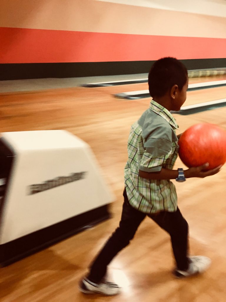 ten-pin bowling with jerry